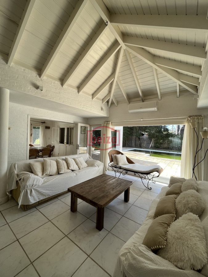 Casa ID.163186 - Casa en venta 3 dormitorios *