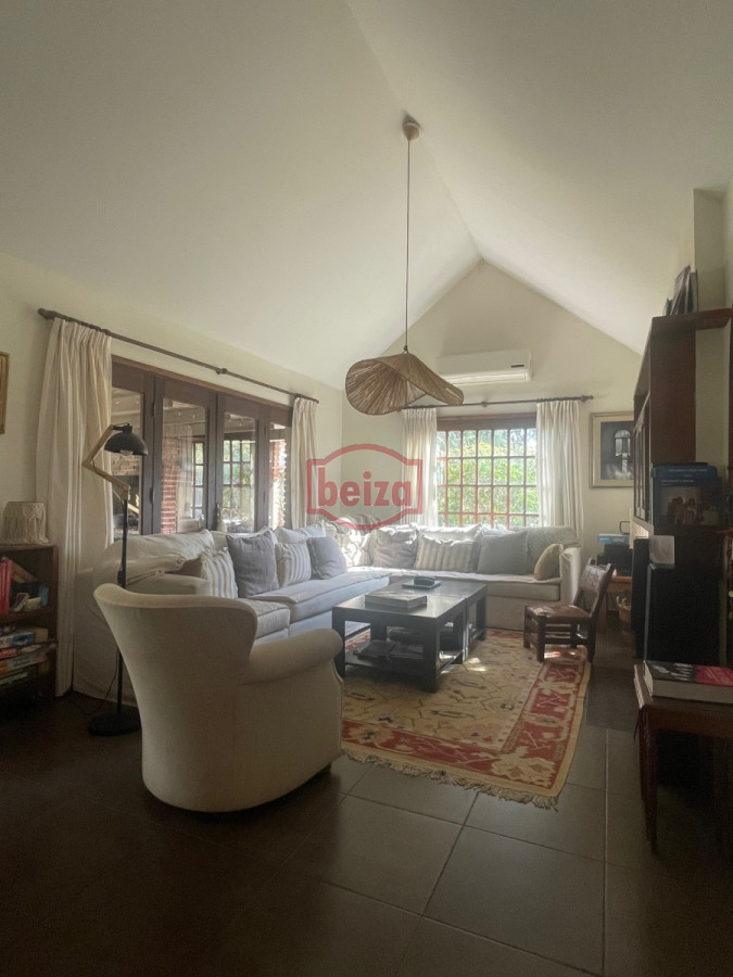 Casa ID.166377/CASA-CON-PILETA-EN-MANSA - Alquiler en San Rafael con pileta