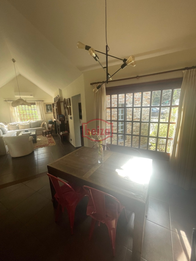 Casa ID.166377/CASA-CON-PILETA-EN-MANSA - Alquiler en San Rafael con pileta