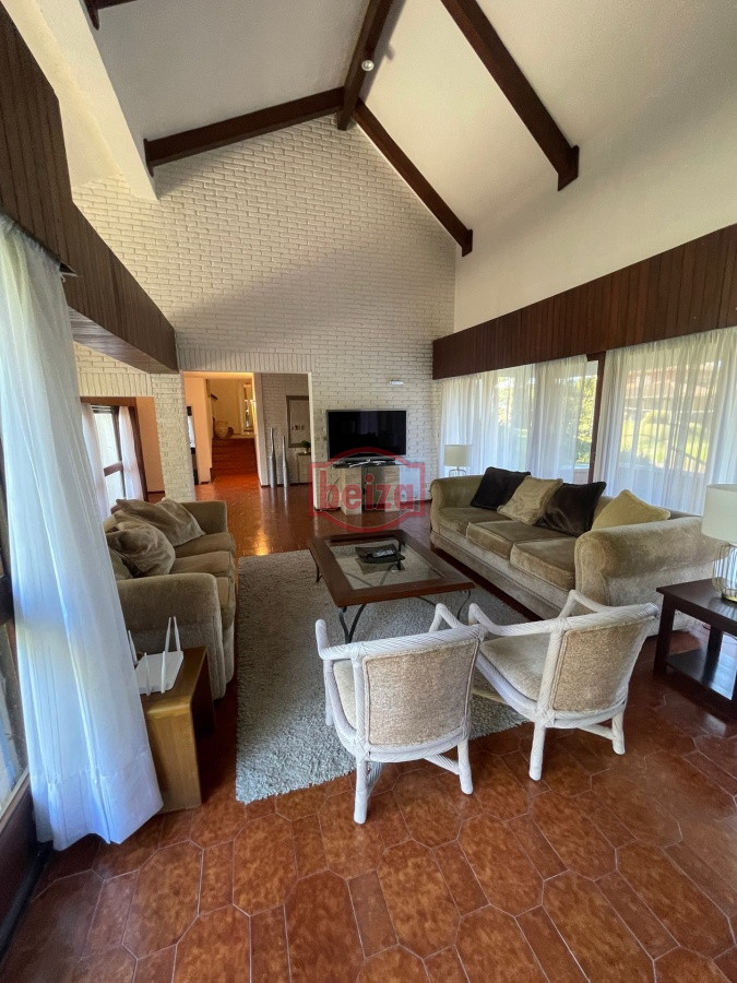 Casa ID.164665 - Amplia casa de 7 dormitorios en Punta del Este