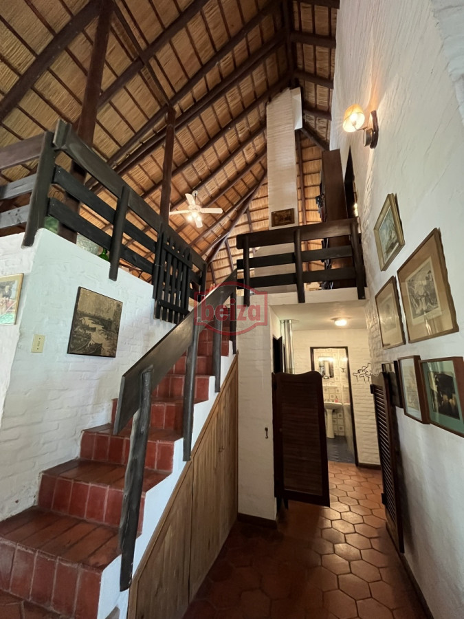 Casa ID.165902/Casa-en-Roosevelt,-4-dormitorios-* - Casa en venta- Pinares