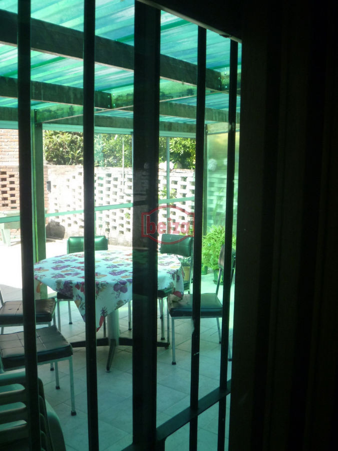 Casa ID.163350/Casa-en-venta-en-zona-cantegril - Casa en Roosevelt, 4 dormitorios *