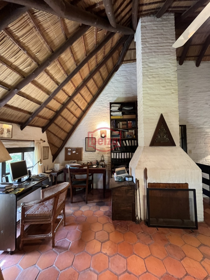 Casa ID.165902/Casa-en-Roosevelt,-4-dormitorios-* - Casa en venta- Pinares