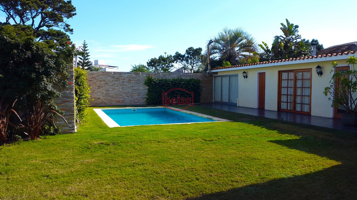 Casa ID.164275/59894443339 - Casa en Pda 19 de la Mansa 4 dormitorios y servicio