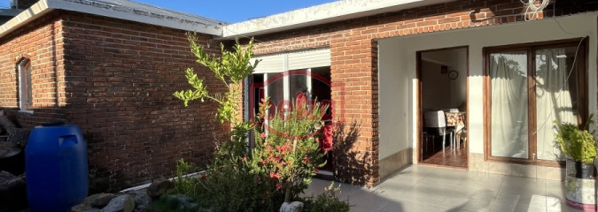 Venta - dos casas en una