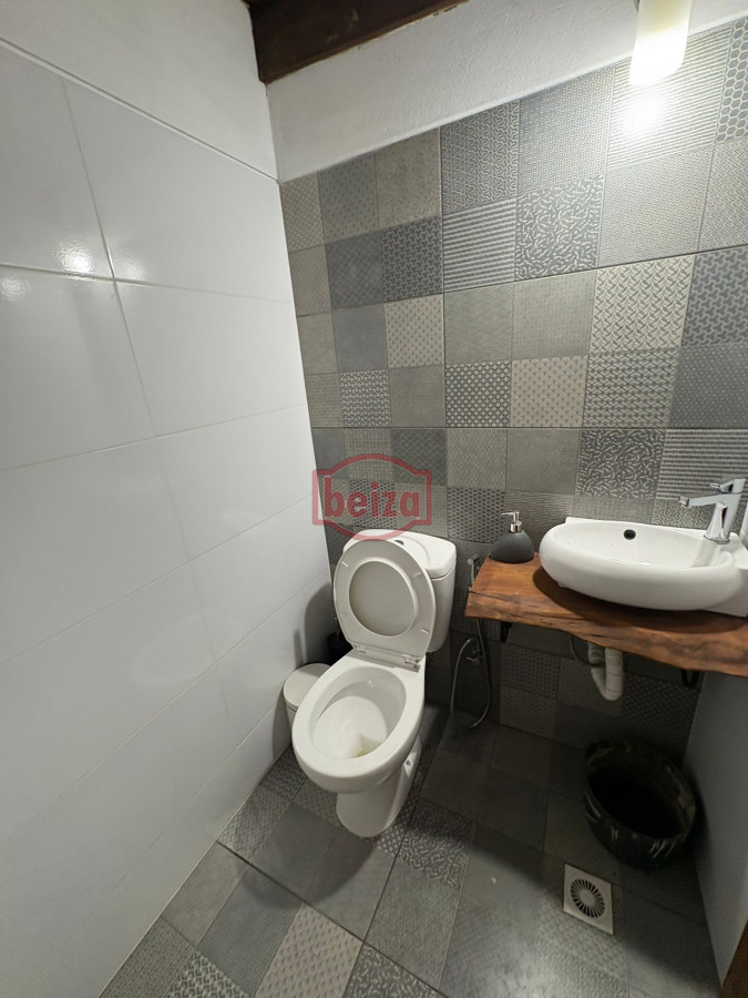 Casa ID.167001/Hermosa-casa-quinta-compuesta-de-3-construcciones,-Casa-de-Huéspedes - venta casa con amplios ambientes