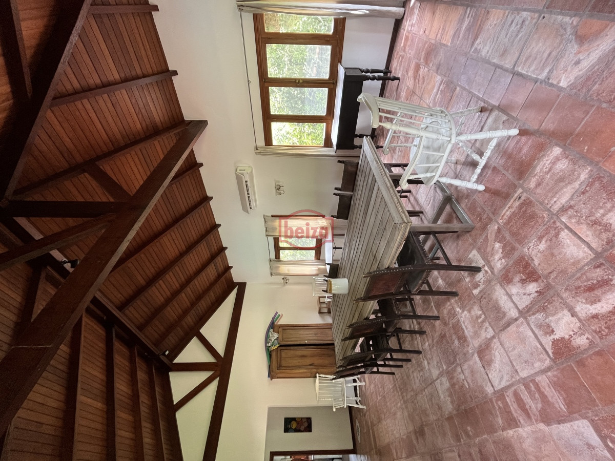 Casa ID.166021/Casa-en-Mansa,-5-dormitorios - Exclusiva CASA - CHACRA de 1.8 hectáreas. 