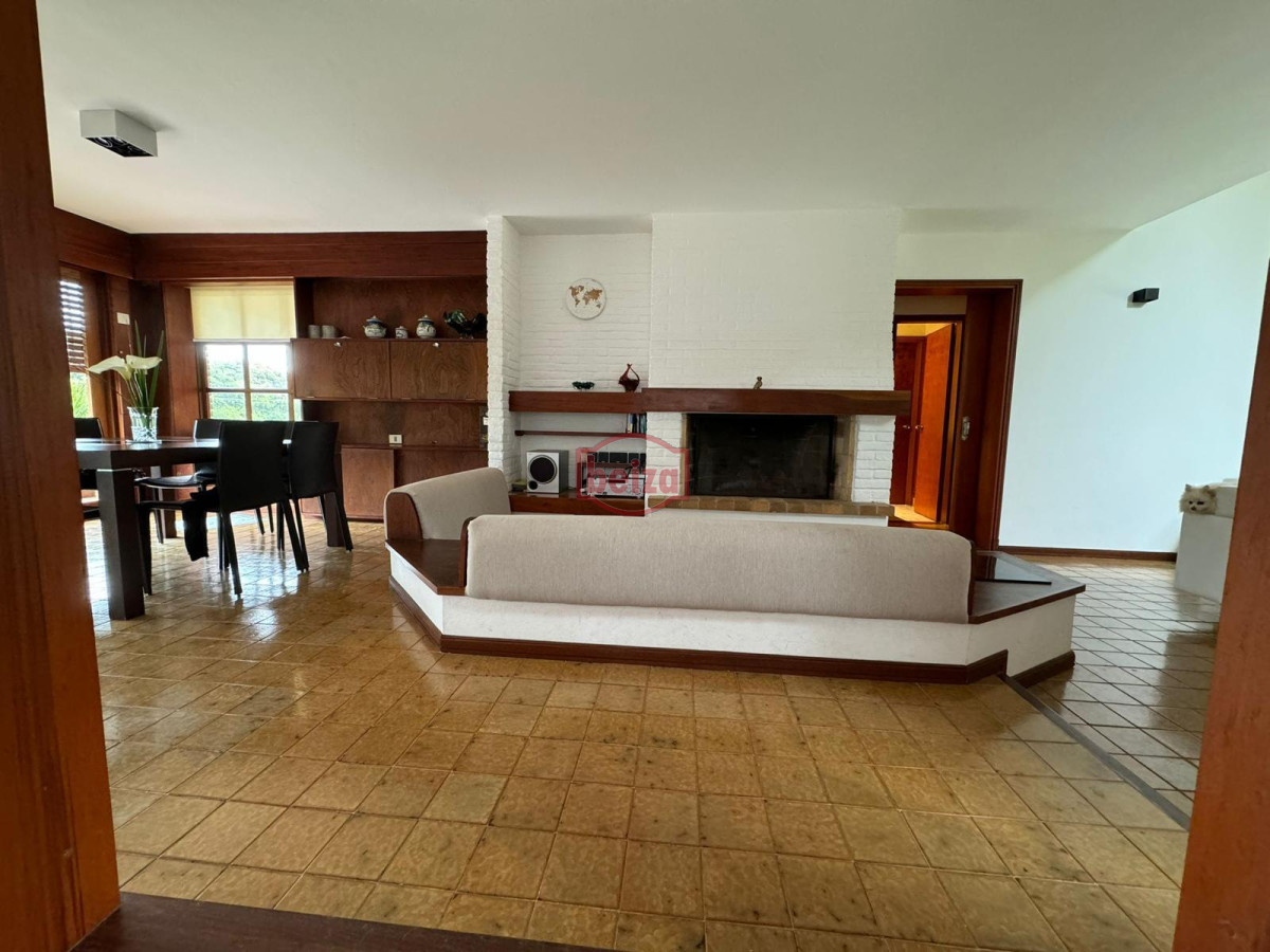 Casa ID.166879/Casa-de-3-Dormitorios-en-Manantiales - Alquiler casa 4 dormitorios a pasos del mar playa brava Punta del Este