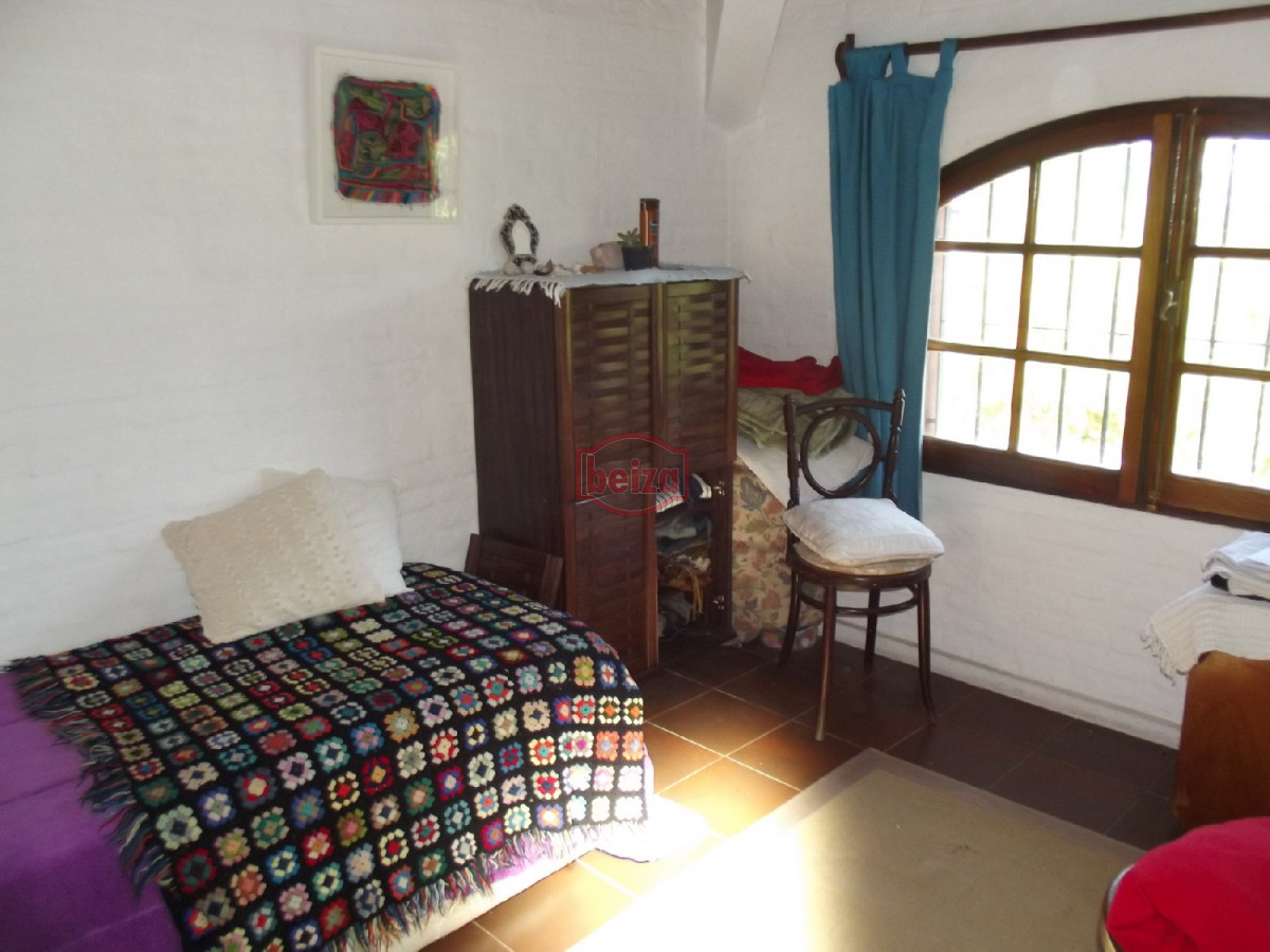 Casa ID.163566/Muy-buena-ubicación-a-metros-de-la-costa - Pinares - Casa de  4 dormitorios