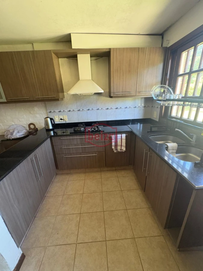 Casa ID.167008/mansa-una-cuadra-del-mar - Alquiler amplia casa 5 dormitorios