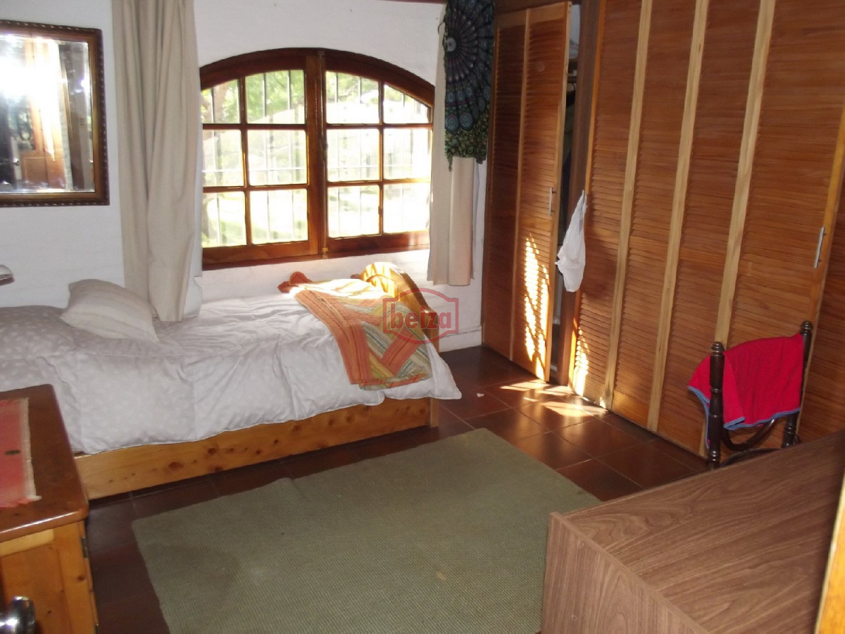 Casa ID.163566/Muy-buena-ubicación-a-metros-de-la-costa - Pinares - Casa de  4 dormitorios