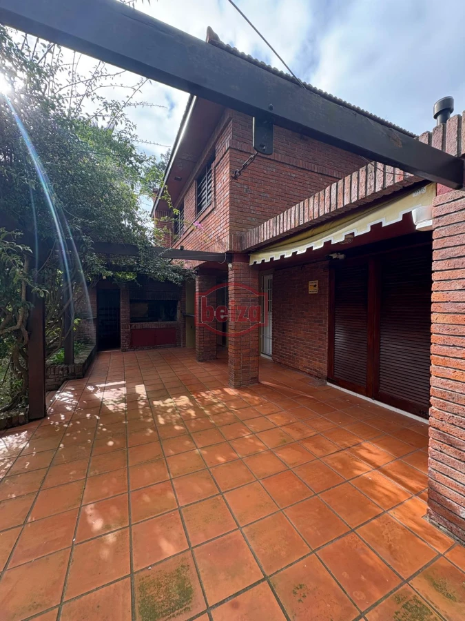 Casa ID.163391/Alquiler-casa-3-dormitorios - ALQUILER Casa  a 500 mts de la Playa Mansa 