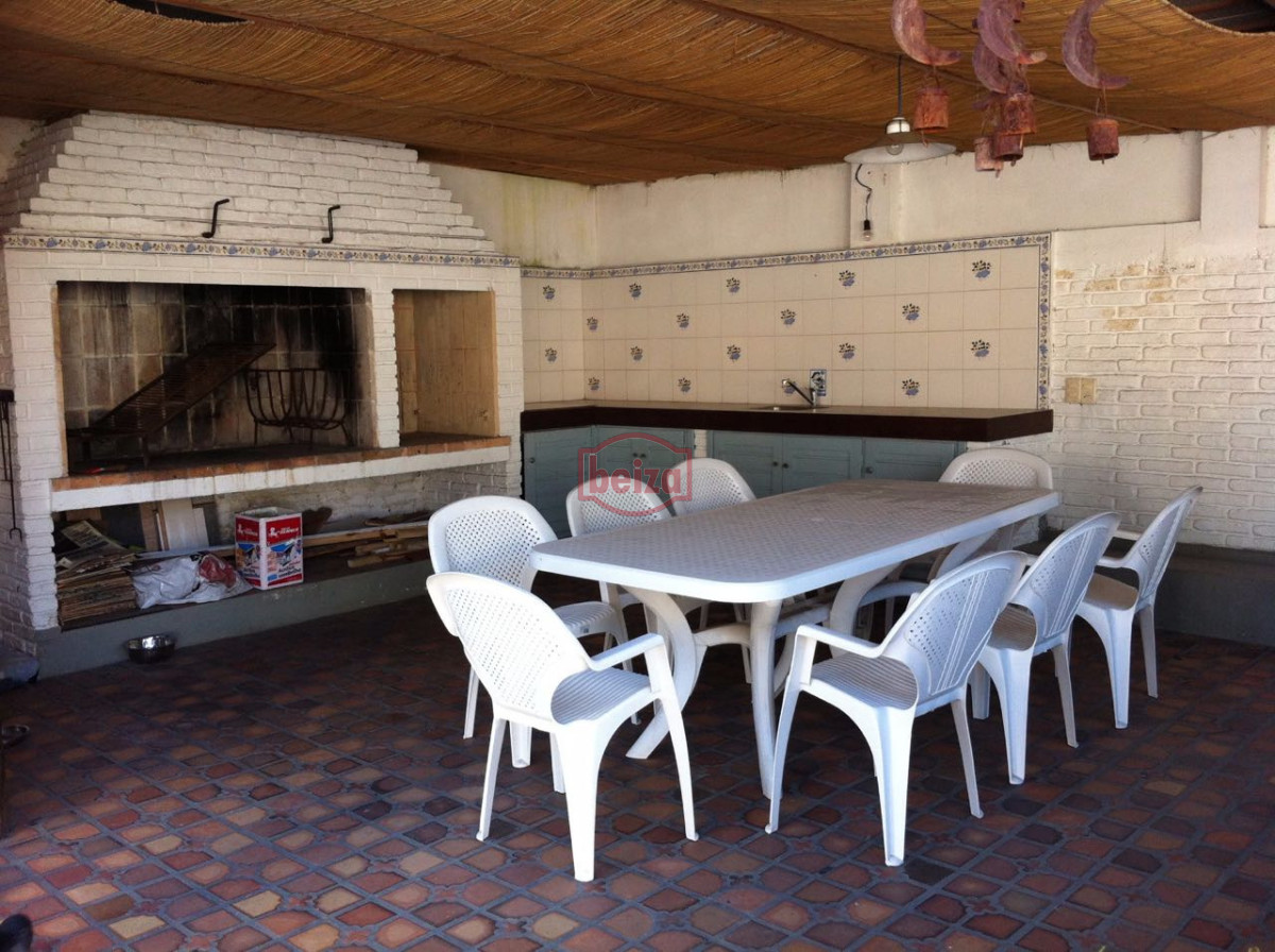 Casa ID.166974/Alquiler-casa-en-Playa-Brava-PDE - Alquiler casa con piscina 3 dormitorios mas play room Cantegril Punta del Este