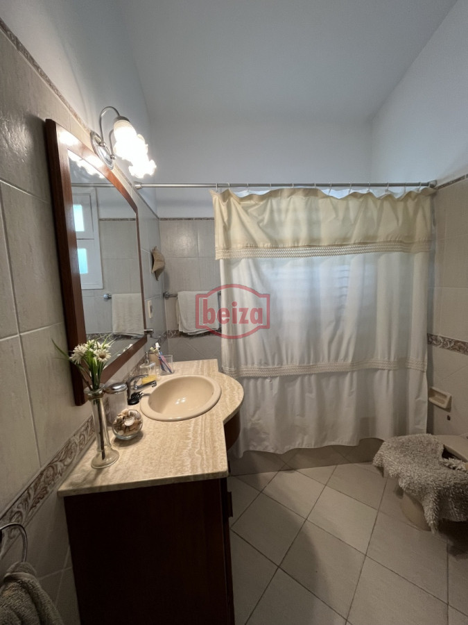 Casa ID.163144/59894443339 - Casa en Mansa, 5 dormitorios *