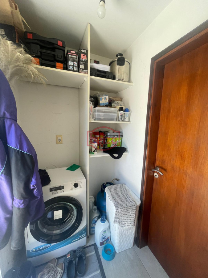 Casa ID.163377/Alquiler-y-venta-de-casa-de-2-dormitorios-en-Punta-del-Este - Muy buena ubicación a metros de la costa