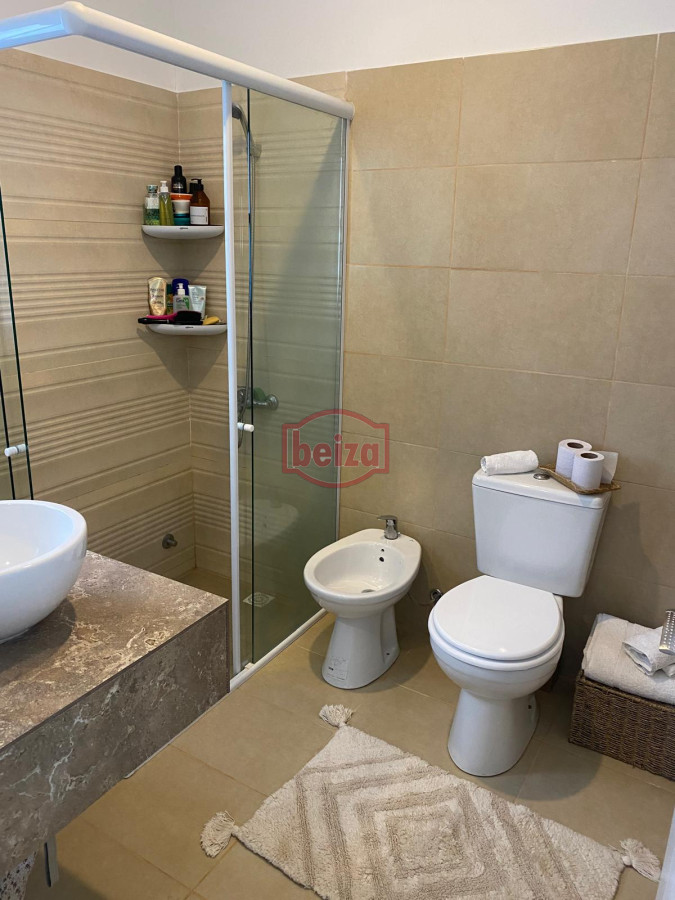 Casa ID.166944/Casa-en-Cantegril-de-5-Dormitorios - Alquiler Casa 1 dormitorio en Rincon del Indio