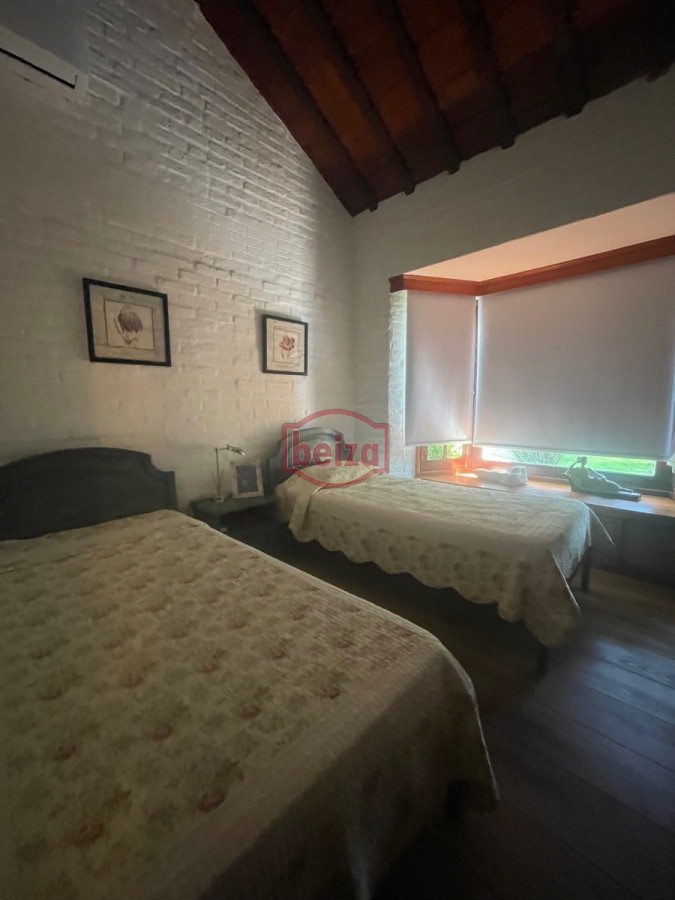 Casa ID.164699/barrio-privado- - casa con pileta de 3 dormitorios