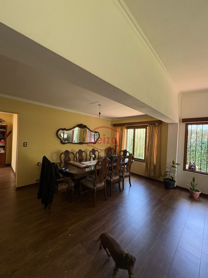 Casa ID.167001/Hermosa-casa-quinta-compuesta-de-3-construcciones,-Casa-de-Huéspedes - venta casa con amplios ambientes