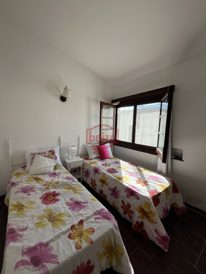 Casa ID.163213/Alquiler-casa-de-3-domitorios - Casa en Peninsula, 3 dormitorios *