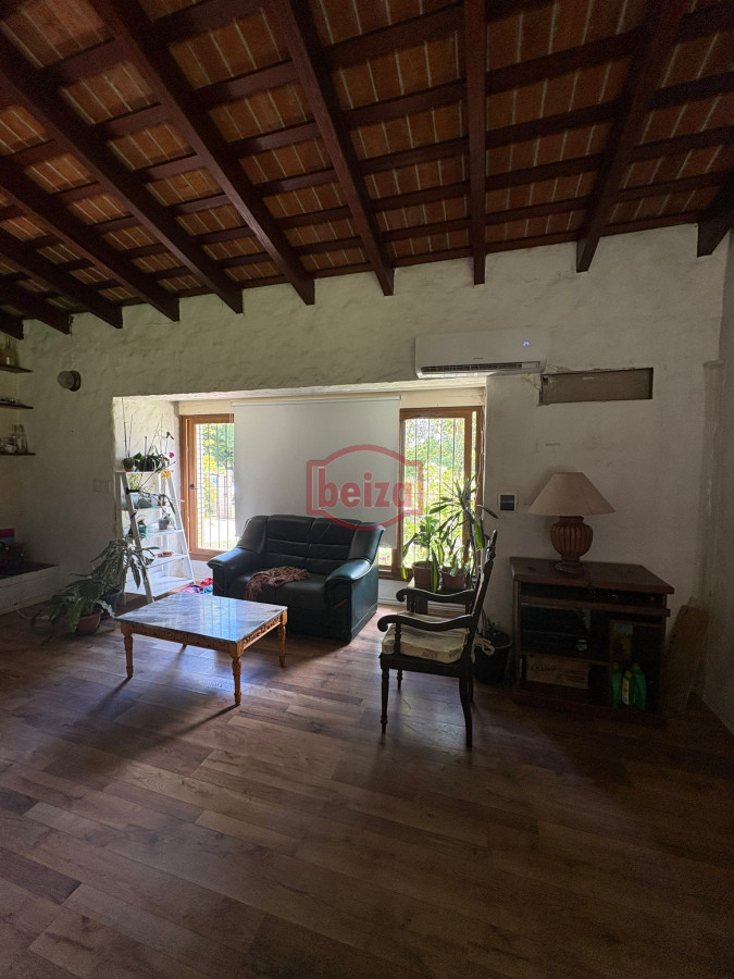 Casa ID.167001/Hermosa-casa-quinta-compuesta-de-3-construcciones,-Casa-de-Huéspedes - venta casa con amplios ambientes