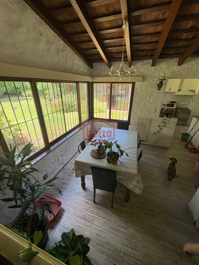 Casa ID.167001/Hermosa-casa-quinta-compuesta-de-3-construcciones,-Casa-de-Huéspedes - venta casa con amplios ambientes