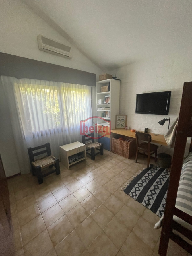 Casa ID.163165/Hermosa-casa-de-4-Dormitorios-y-3-Baños - Alquiler enero casa de 4 dormitorios *