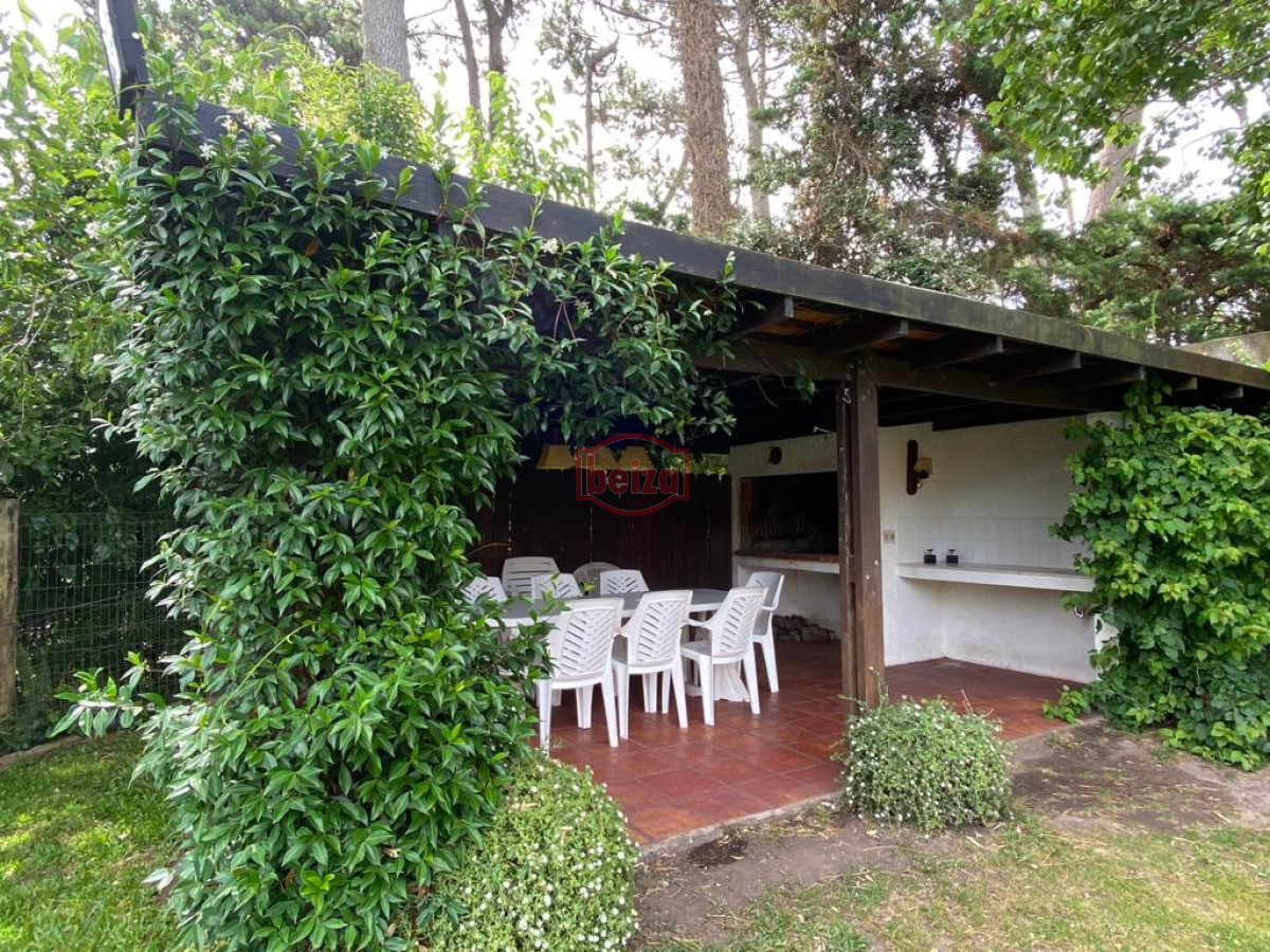 Casa ID.163231/59894443339 - alquiler 4 Dormit pileta