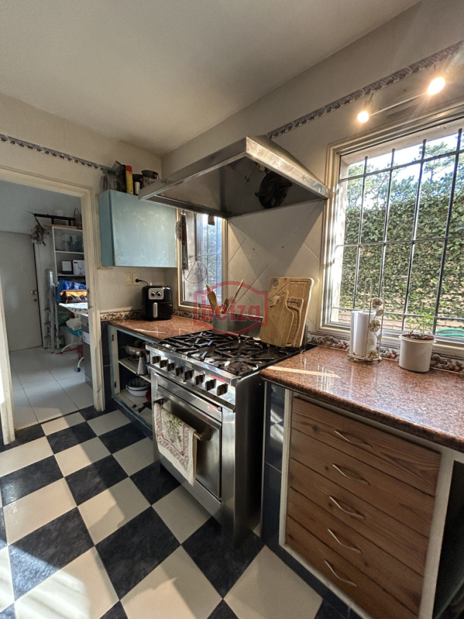 Casa ID.164834/Casa-en-Venta-de-5-dormitorios-en-San-Rafael-,-Punta-del-este- - Venta en Mansa de 4 dormitorios pileta