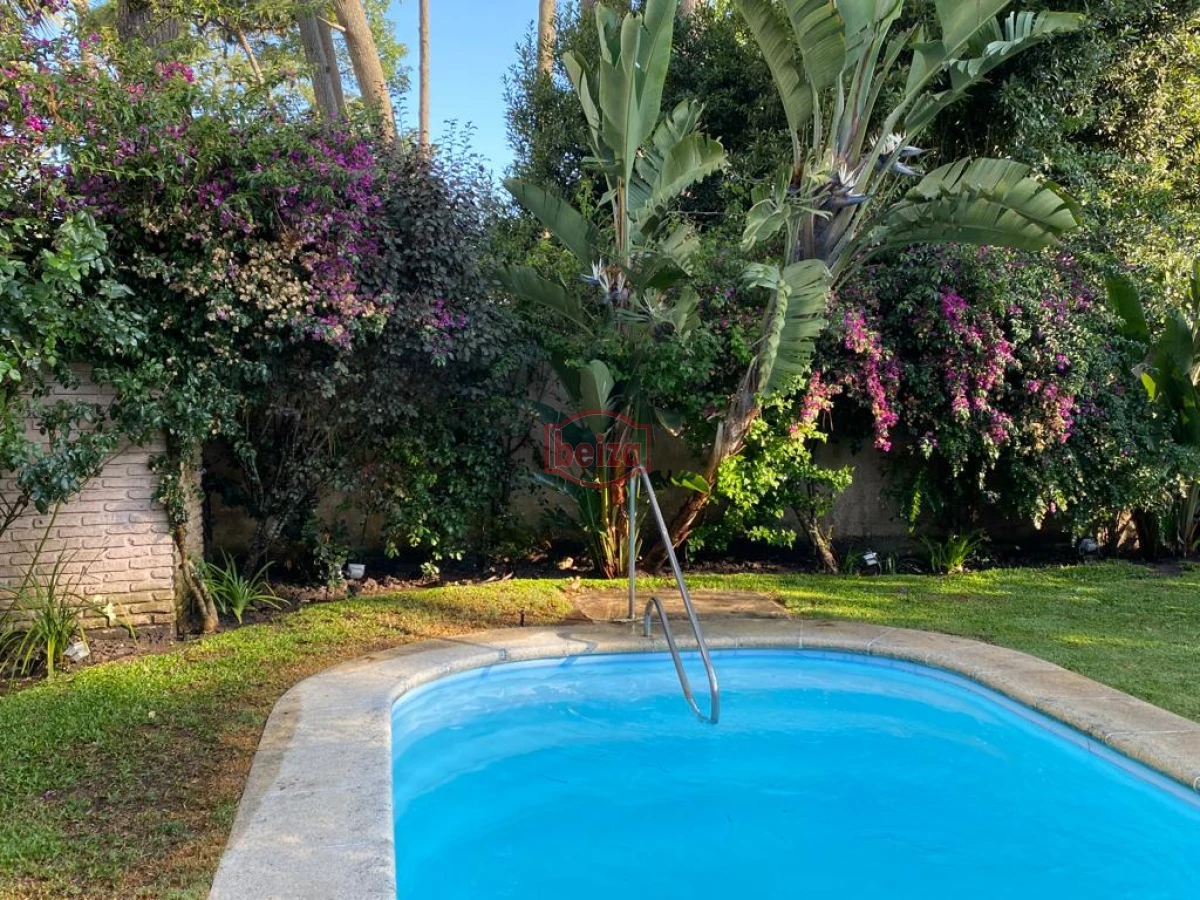 Casa ID.164834/Casa-en-Punta-Piedras-4-dormitorios - Venta en Mansa de 4 dormitorios pileta