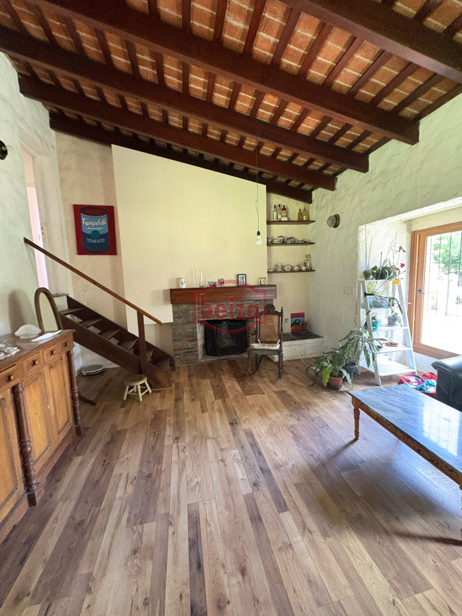 Casa ID.167001/Hermosa-casa-quinta-compuesta-de-3-construcciones,-Casa-de-Huéspedes - venta casa con amplios ambientes