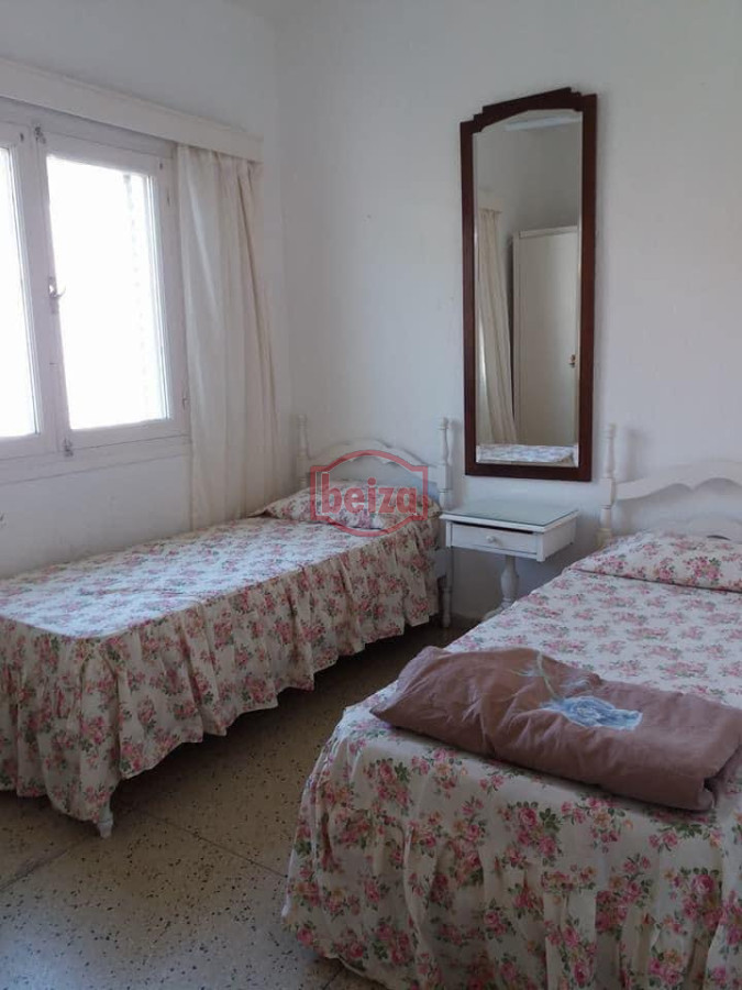 Casa ID.165440/Alquiler-de-casa-de-3-dormitorios-en-Pinares,-Punta-del-Este - alquiler una cuadra del mar MANSA