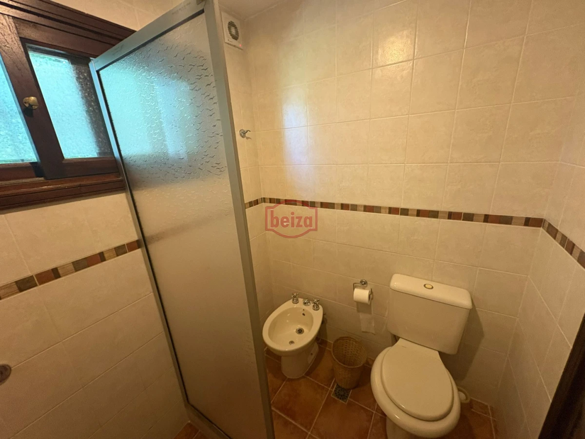 Casa ID.167018/venta-casa-con-amplios-ambientes - casa en venta ideal todo el año