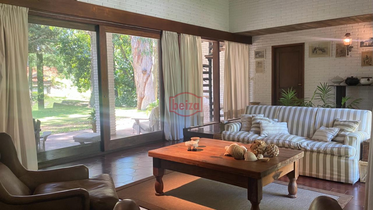 Casa ID.166394/alquiler-una-cuadra-del-mar-MANSA - Casa alquiler 5 dormitorios en San Rafael