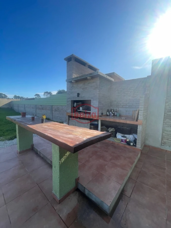 Casa ID.166425/Muy-buena-ubicación-a-metros-de-la-costa - Casa de 3 Dormitorios y 2 Baños en Parque Burnett
