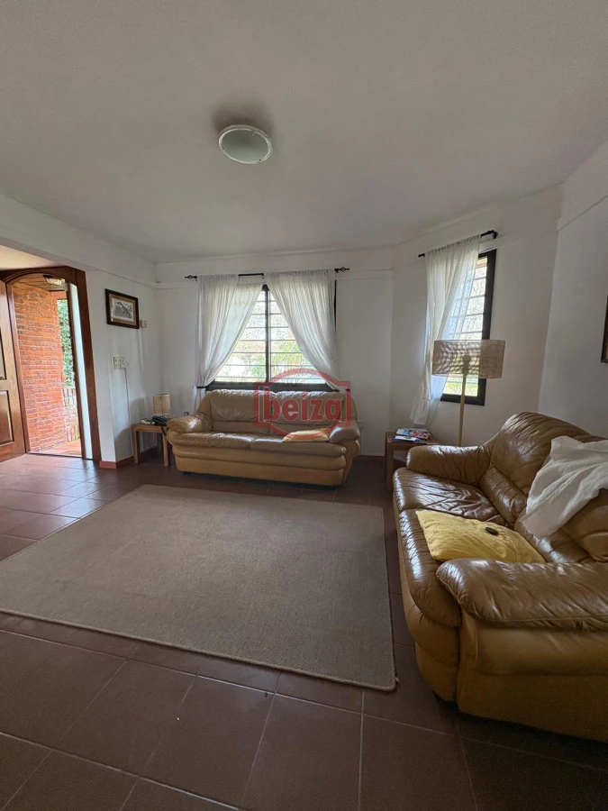 Casa ID.163391/Alquiler-casa-3-dormitorios - ALQUILER Casa  a 500 mts de la Playa Mansa 