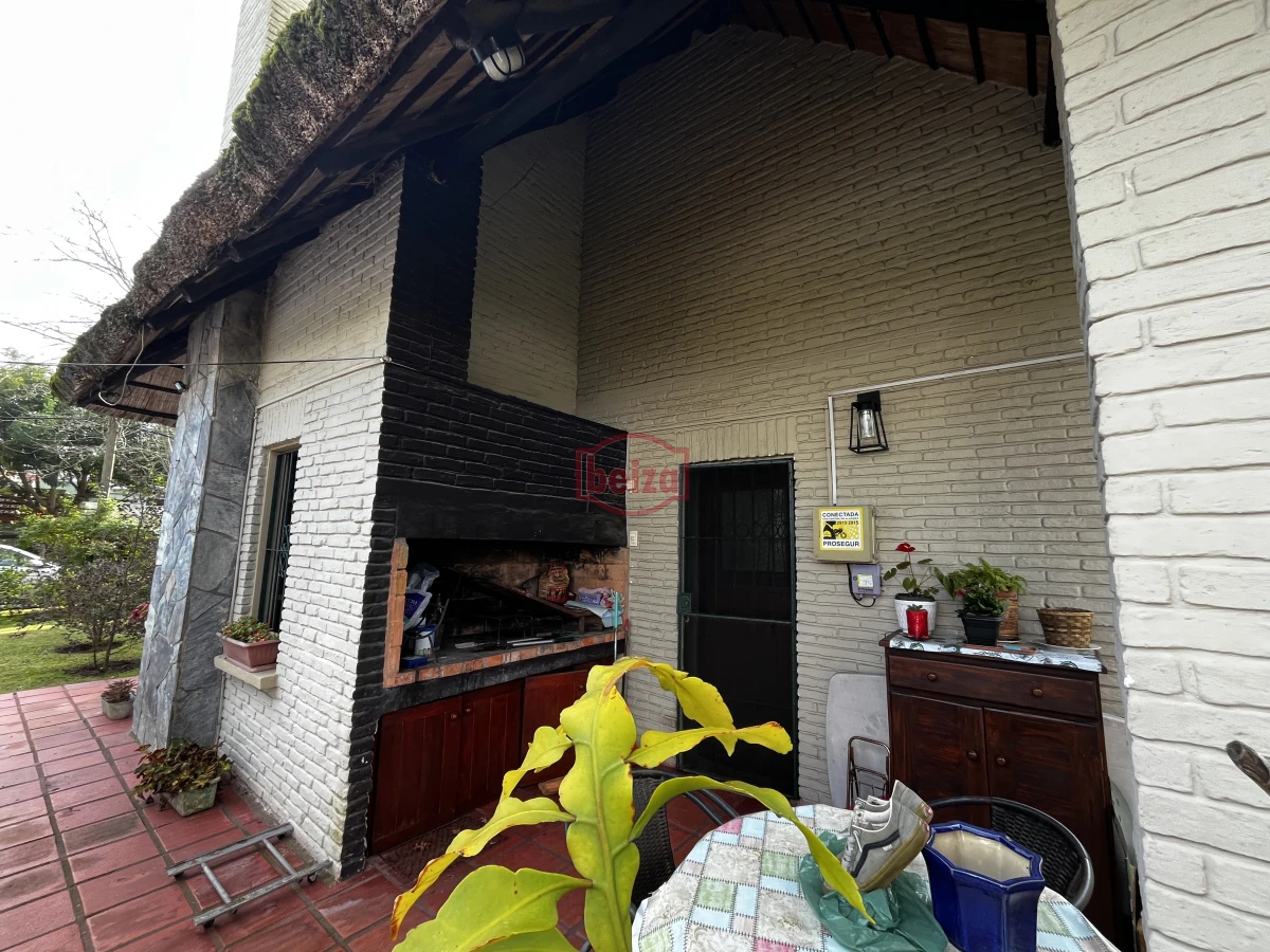 Casa ID.166894/CASA-EN-PROPIEDAD-HORIZONTAL,-EN-ZONA-DE-TIO-TOM - Venta casa 5 dormitorios Barrio Mónaco Punta del Este