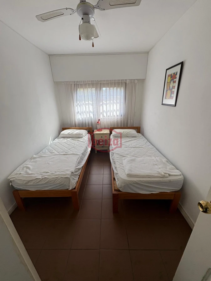 Casa ID.163391/Alquiler-casa-3-dormitorios - ALQUILER Casa  a 500 mts de la Playa Mansa 