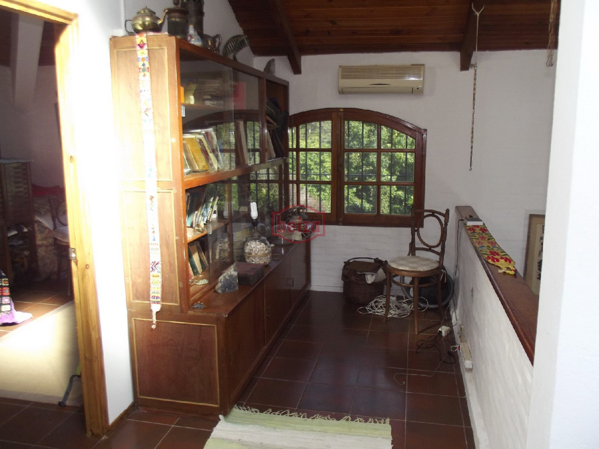 Casa ID.163566/Muy-buena-ubicación-a-metros-de-la-costa - Pinares - Casa de  4 dormitorios