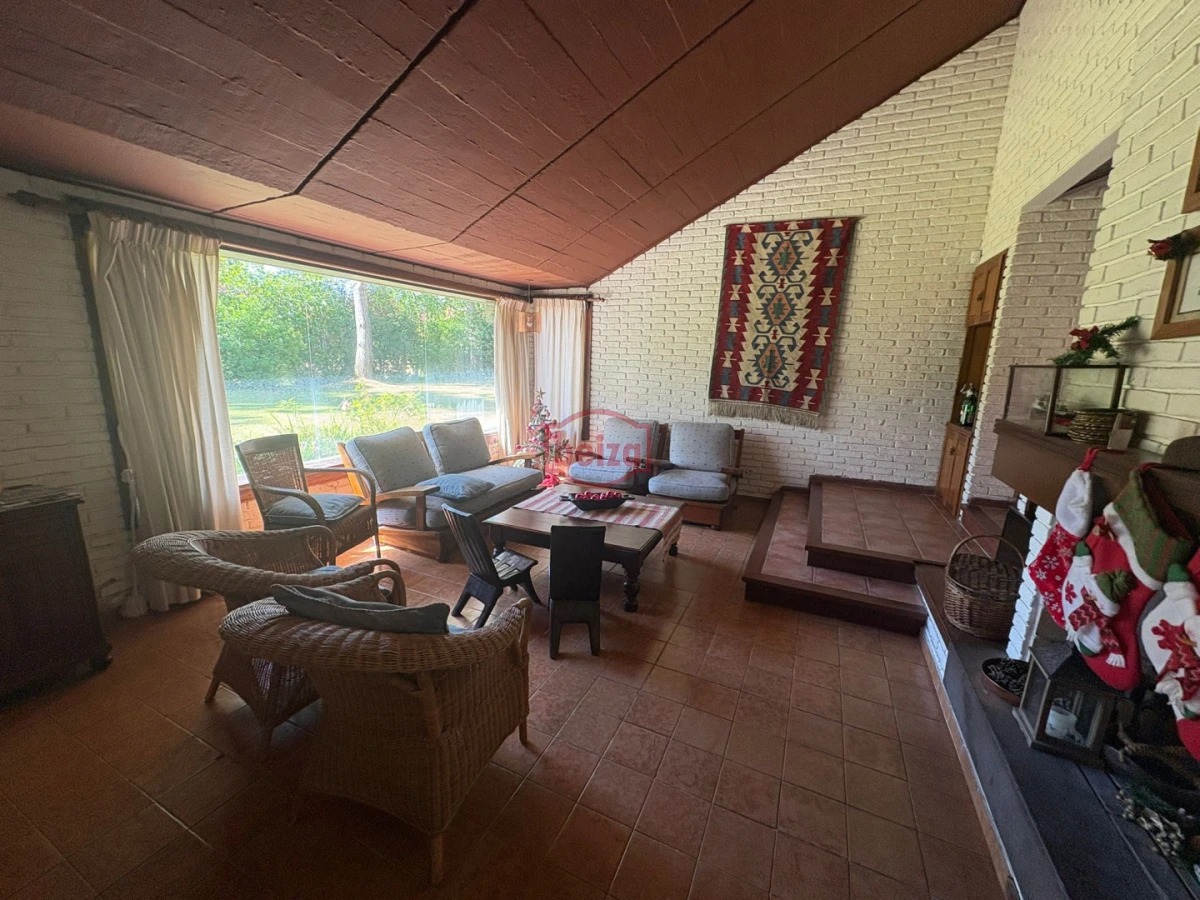 Casa ID.167018/venta-casa-con-amplios-ambientes - casa en venta ideal todo el año