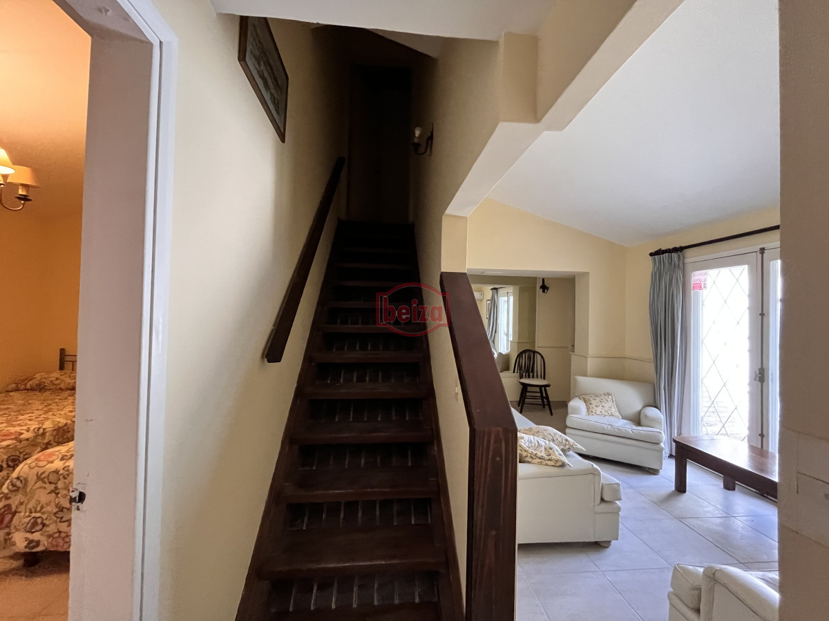 Casa ID.166840/Venta-de-Casa-4-dormitorios-en-Portezuelo,-Punta-del-Este. - Venta casa 5 dormitorios en Playa Mansa Punta del Este