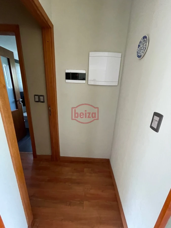 Casa ID.165932 - Venta. Playa Mansa. 3 Dormitorios. Excelente calidad constructiva.