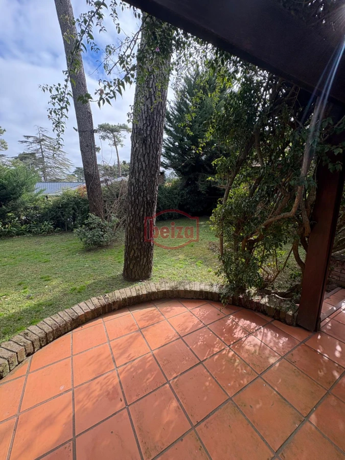 Casa ID.163391/Alquiler-casa-3-dormitorios - ALQUILER Casa  a 500 mts de la Playa Mansa 