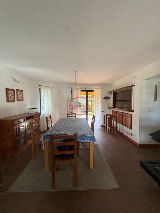 Casa ID.163391/Casa-en-Pinares,-3-dormitorios-* - Casa para 6 personas a 500 mts de la Playa Mansa