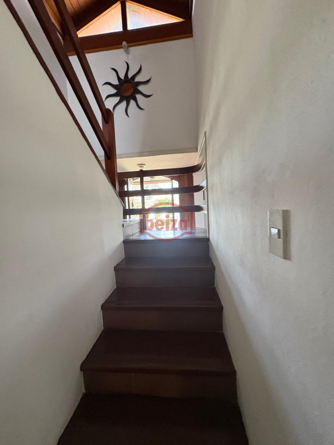 Casa ID.163391/Casa-en-Pinares,-3-dormitorios-* - Casa para 6 personas a 500 mts de la Playa Mansa