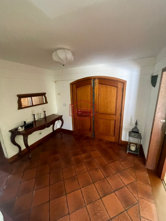 Casa ID.163182/Casa-en-venta-en-playa-Brava-a-solo-100-mts-del-mar.-4-dormitorios- -dep. - venta chalet Golf. 4 Dormitorios,  piscina.