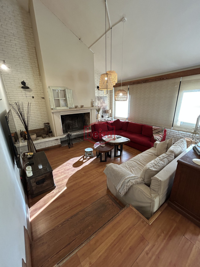 Casa ID.164834/Casa-en-Venta-de-5-dormitorios-en-San-Rafael-,-Punta-del-este- - Venta en Mansa de 4 dormitorios pileta