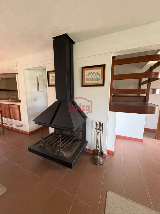 Casa ID.163391/Casa-en-Pinares,-3-dormitorios-* - Casa para 6 personas a 500 mts de la Playa Mansa