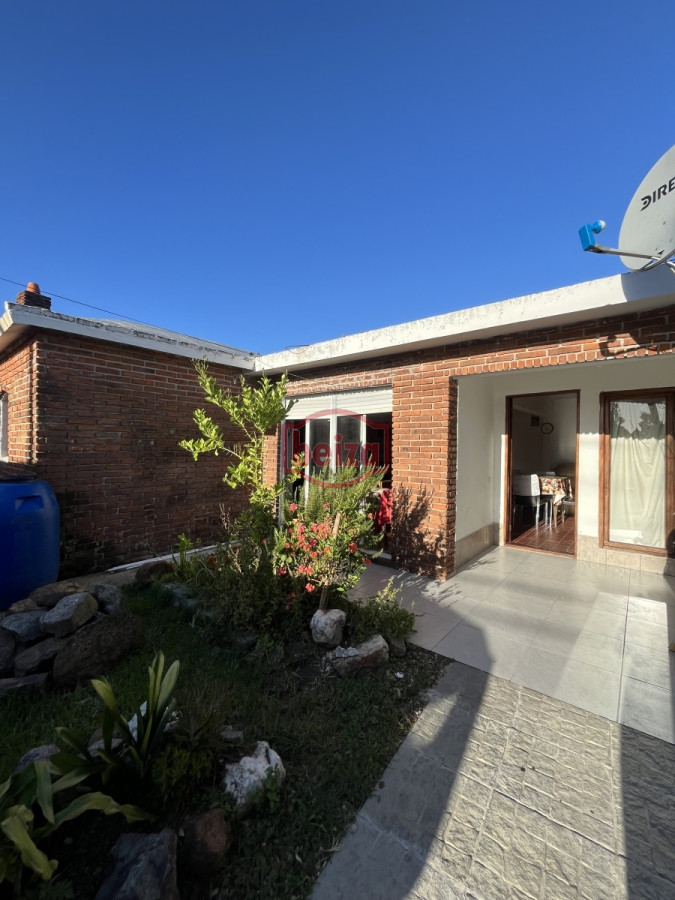 Casa ID.166114/Venta-Casa-de-2-dormitorios-en-Maldonado-a-estrenar - Venta - dos casas en una 