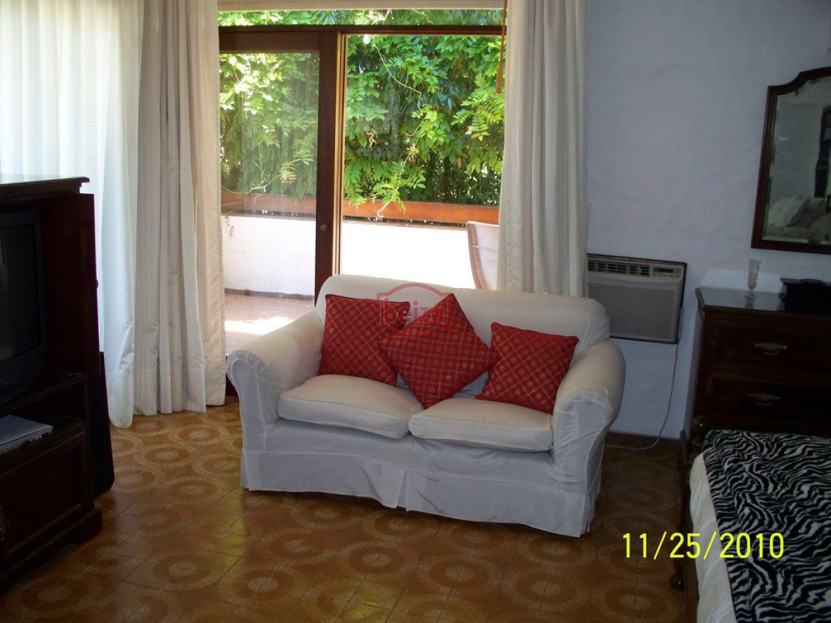 Casa ID.163241/alquiler-4-Dormit-pileta - Casa en Mansa, 5 dormitorios