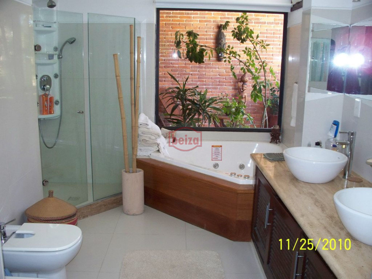 Casa ID.163241/alquiler-4-Dormit-pileta - Casa en Mansa, 5 dormitorios